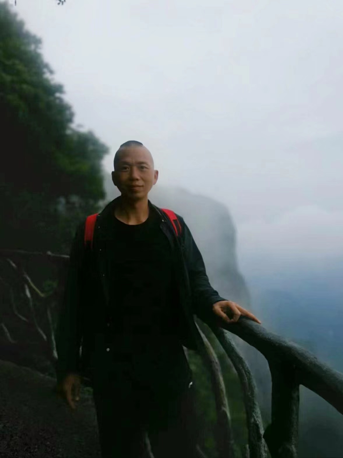 4-练志宁-生活照片非证件照近期较正式.jpg